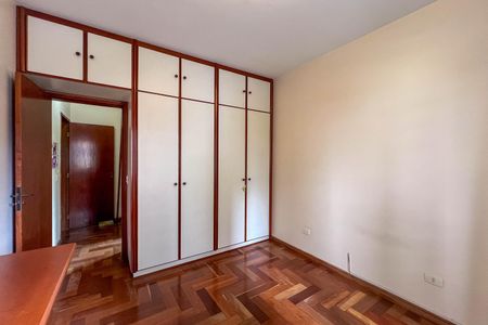 Casa à venda com 304m², 4 quartos e 6 vagasSuíte 1
