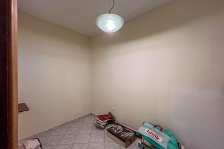 Casa à venda com 304m², 4 quartos e 6 vagasDepósito