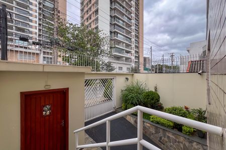 Casa à venda com 304m², 4 quartos e 6 vagasEntrada