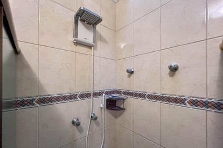 Casa à venda com 304m², 4 quartos e 6 vagasBanheiro Social