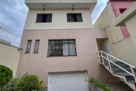 Casa à venda com 304m², 4 quartos e 6 vagasFachada