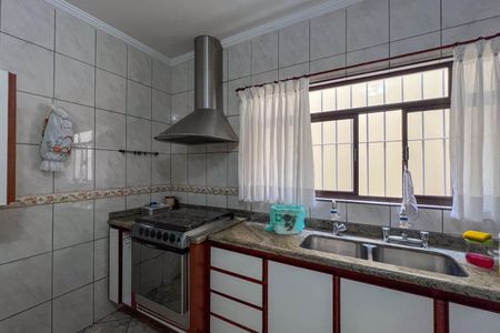 Casa à venda com 304m², 4 quartos e 6 vagasCozinha