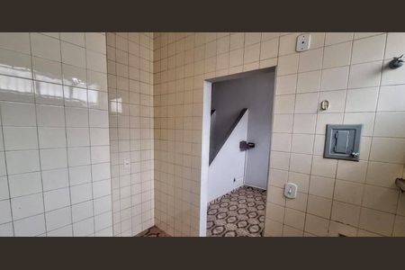 Casa à venda com 140m², 3 quartos e 6 vagas Casa à venda com 140m², 3 quartos e 6 vagasCozinha