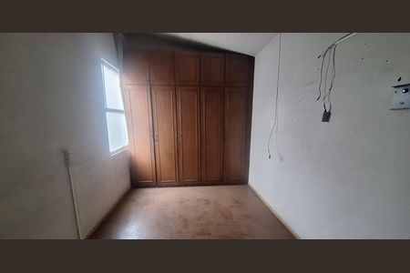 Casa à venda com 140m², 3 quartos e 6 vagas Casa à venda com 140m², 3 quartos e 6 vagasQuarto 1