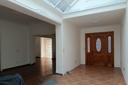 Casa para alugar com 300m², 3 quartos e 1 vagaSala