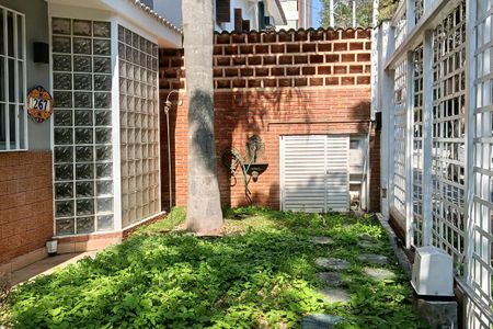 Casa para alugar com 300m², 3 quartos e 1 vagaSala