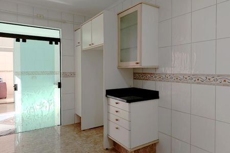 Casa para alugar com 300m², 3 quartos e 1 vagaCozinha