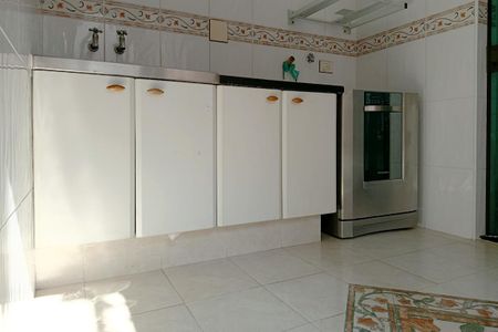 Casa para alugar com 300m², 3 quartos e 1 vagaÁrea de Serviço