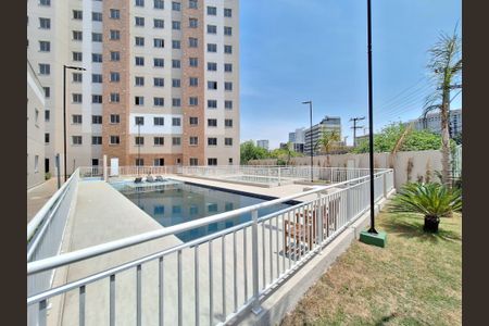 Apartamento para alugar com 35m², 2 quartos e sem vaga Apartamento para alugar com 35m², 2 quartos e sem vagaÁrea comum - Piscina