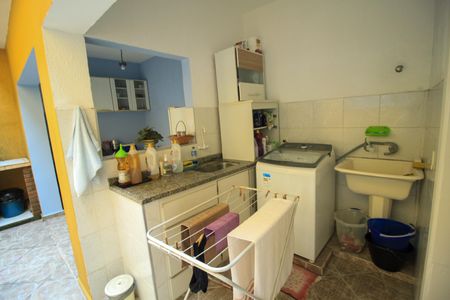 Casa à venda com 140m², 3 quartos e 1 vagaÁrea de Serviço