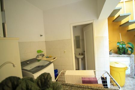 Casa à venda com 140m², 3 quartos e 1 vagaÁrea de Serviço