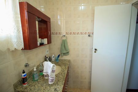 Casa à venda com 140m², 3 quartos e 1 vagaBanheiro 1