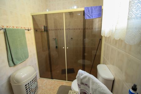 Casa à venda com 140m², 3 quartos e 1 vagaBanheiro 1