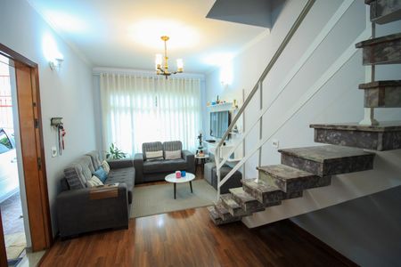 Casa à venda com 140m², 3 quartos e 1 vagaSala