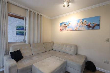 Casa de condomínio à venda com 86m², 2 quartos e 2 vagasSala