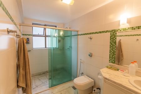 Apartamento à venda com 188m², 4 quartos e 2 vagasBanheiro Social