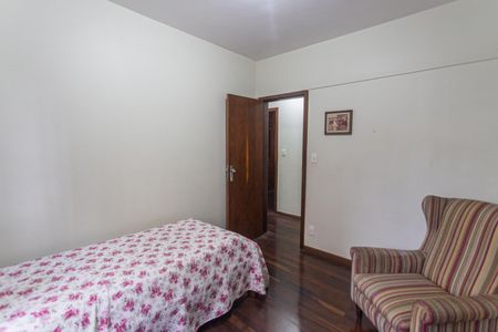 Apartamento à venda com 188m², 4 quartos e 2 vagasQuarto 2