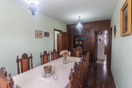 Apartamento à venda com 188m², 4 quartos e 2 vagasCopa