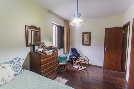 Apartamento à venda com 188m², 4 quartos e 2 vagasQuarto 4