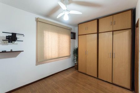 Apartamento à venda com 250m², 4 quartos e 2 vagasSuíte 2