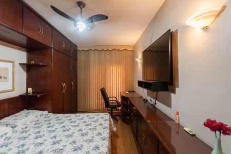 Apartamento à venda com 250m², 4 quartos e 2 vagasSuíte 1