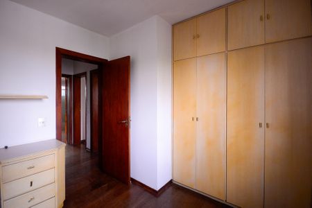 Apartamento à venda com 198m², 3 quartos e 4 vagasQuarto 1