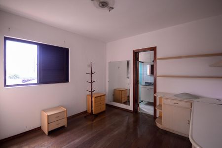 Apartamento à venda com 198m², 3 quartos e 4 vagasQuarto 3 - Suite
