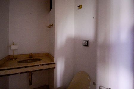 Apartamento à venda com 198m², 3 quartos e 4 vagasLavabo