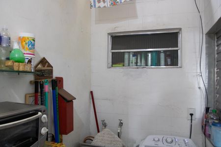 Casa à venda com 415m², 4 quartos e 1 vagaÁREA DE SERVIÇO- CASA 2