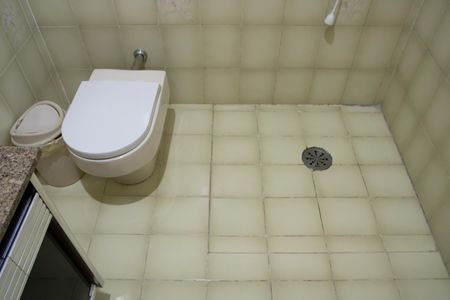 Casa à venda com 415m², 4 quartos e 1 vagaBANHEIRO- CASA 1