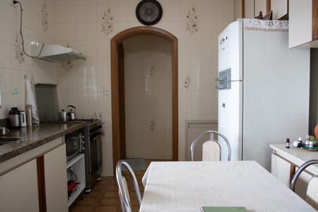 Casa à venda com 415m², 4 quartos e 1 vagaCOZINHA- CASA 1