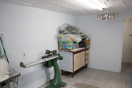 Casa à venda com 415m², 4 quartos e 1 vagaÁREA COMERCIAL