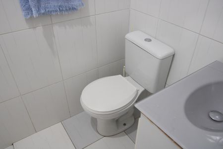 Casa à venda com 415m², 4 quartos e 1 vagaBANHEIRO SUÍTE- CASA 2