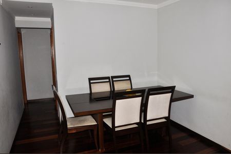 Apartamento à venda com 70m², 3 quartos e 1 vaga Apartamento à venda com 70m², 3 quartos e 1 vagaSala de Jantar