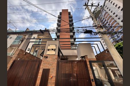 Apartamento à venda com 50m², 2 quartos e 1 vaga Apartamento à venda com 50m², 2 quartos e 1 vagaFachada