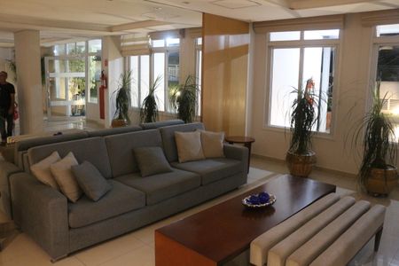 Apartamento à venda com 70m², 2 quartos e 1 vagaHall social