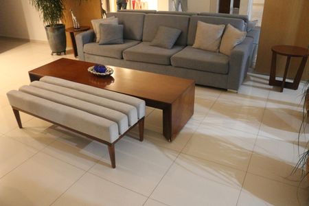 Apartamento à venda com 70m², 2 quartos e 1 vagaHall social