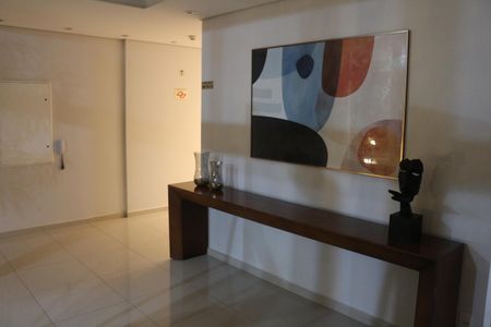 Apartamento à venda com 70m², 2 quartos e 1 vagaHall social