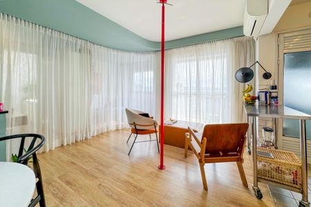 Apartamento à venda com 48m², 1 quarto e 1 vaga Apartamento à venda com 48m², 1 quarto e 1 vagaSala