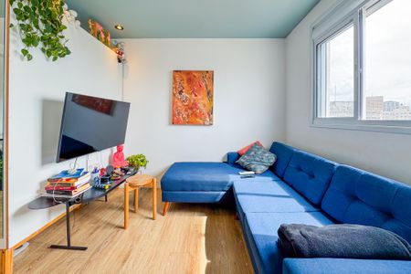 Apartamento à venda com 48m², 1 quarto e 1 vaga Apartamento à venda com 48m², 1 quarto e 1 vagaSala