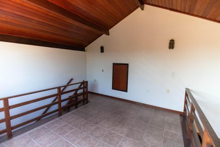 Casa de condomínio à venda com 300m², 3 quartos e 3 vagas Casa de condomínio à venda com 300m², 3 quartos e 3 vagasPiso Superior
