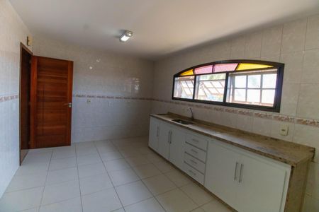 Casa de condomínio à venda com 300m², 3 quartos e 3 vagas Casa de condomínio à venda com 300m², 3 quartos e 3 vagasCozinha