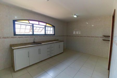 Casa de condomínio à venda com 300m², 3 quartos e 3 vagas Casa de condomínio à venda com 300m², 3 quartos e 3 vagasCozinha