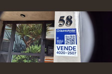 Casa à venda com 330m², 3 quartos e 7 vagasPlaquinha