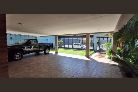 Casa à venda com 330m², 3 quartos e 7 vagasGaragem