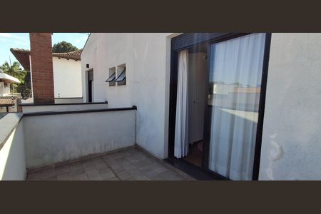 Casa à venda com 330m², 3 quartos e 7 vagasSacada da Suíte 2