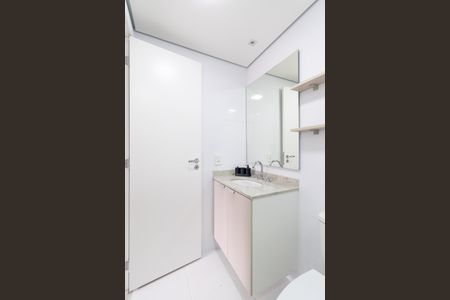 Apartamento para alugar com 29m², 1 quarto e sem vaga Apartamento para alugar com 29m², 1 quarto e sem vagaBanheiro da Suíte