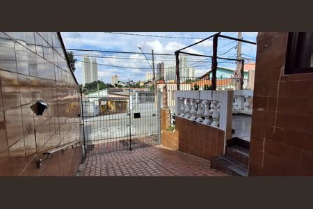 Casa à venda com 240m², 2 quartos e 3 vagas Casa à venda com 240m², 2 quartos e 3 vagasGaragem