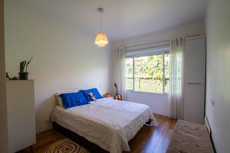 Casa para alugar com 160m², 3 quartos e 3 vagas Casa para alugar com 160m², 3 quartos e 3 vagasSuíte