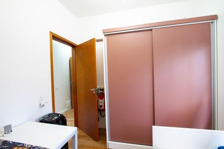 Casa para alugar com 160m², 3 quartos e 3 vagas Casa para alugar com 160m², 3 quartos e 3 vagasQuarto 2